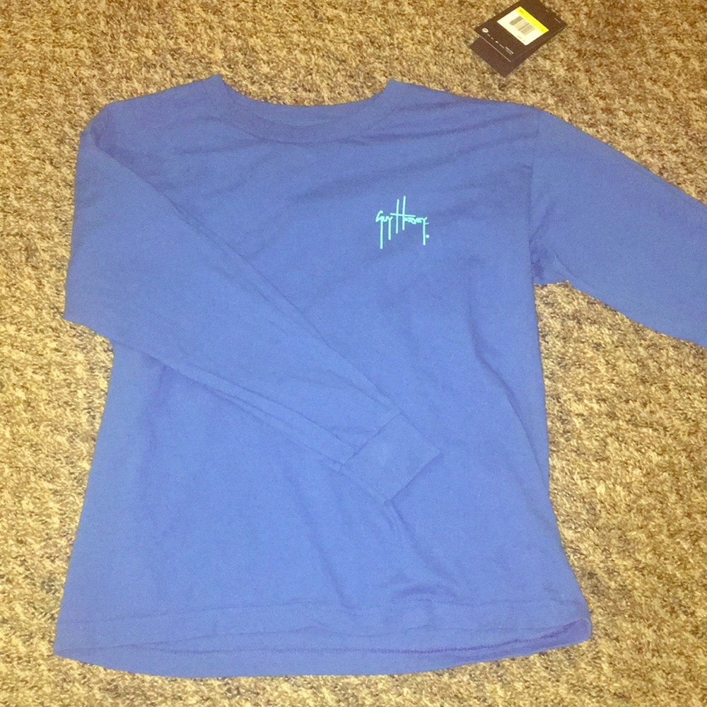 Long sleeved shirt